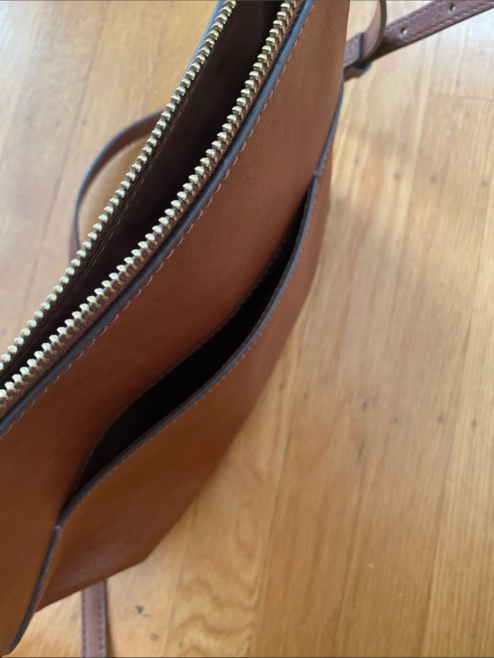 Fossil Chestnut Brown Leather Crossbody Bag - Picture 7 of 9